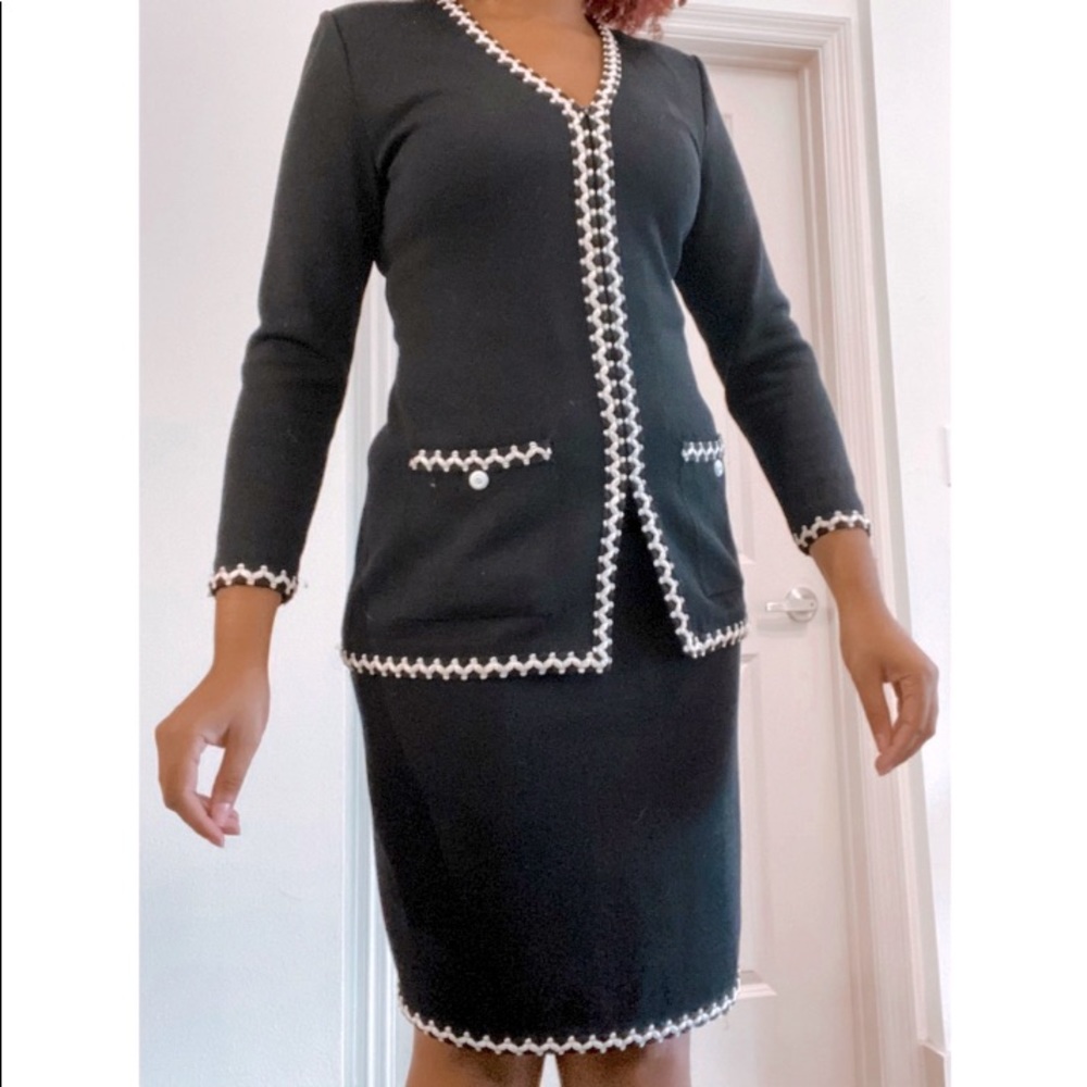 St. John knit skirt suit